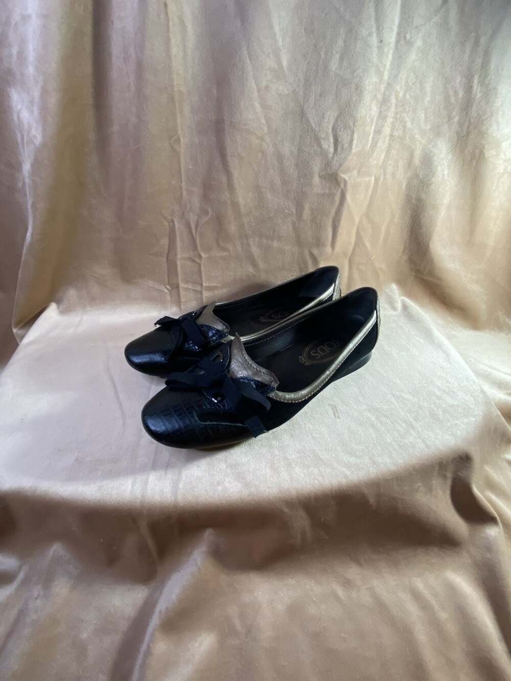 Tod's Black Suede and Croc-Embossed Leather Ballet Flats